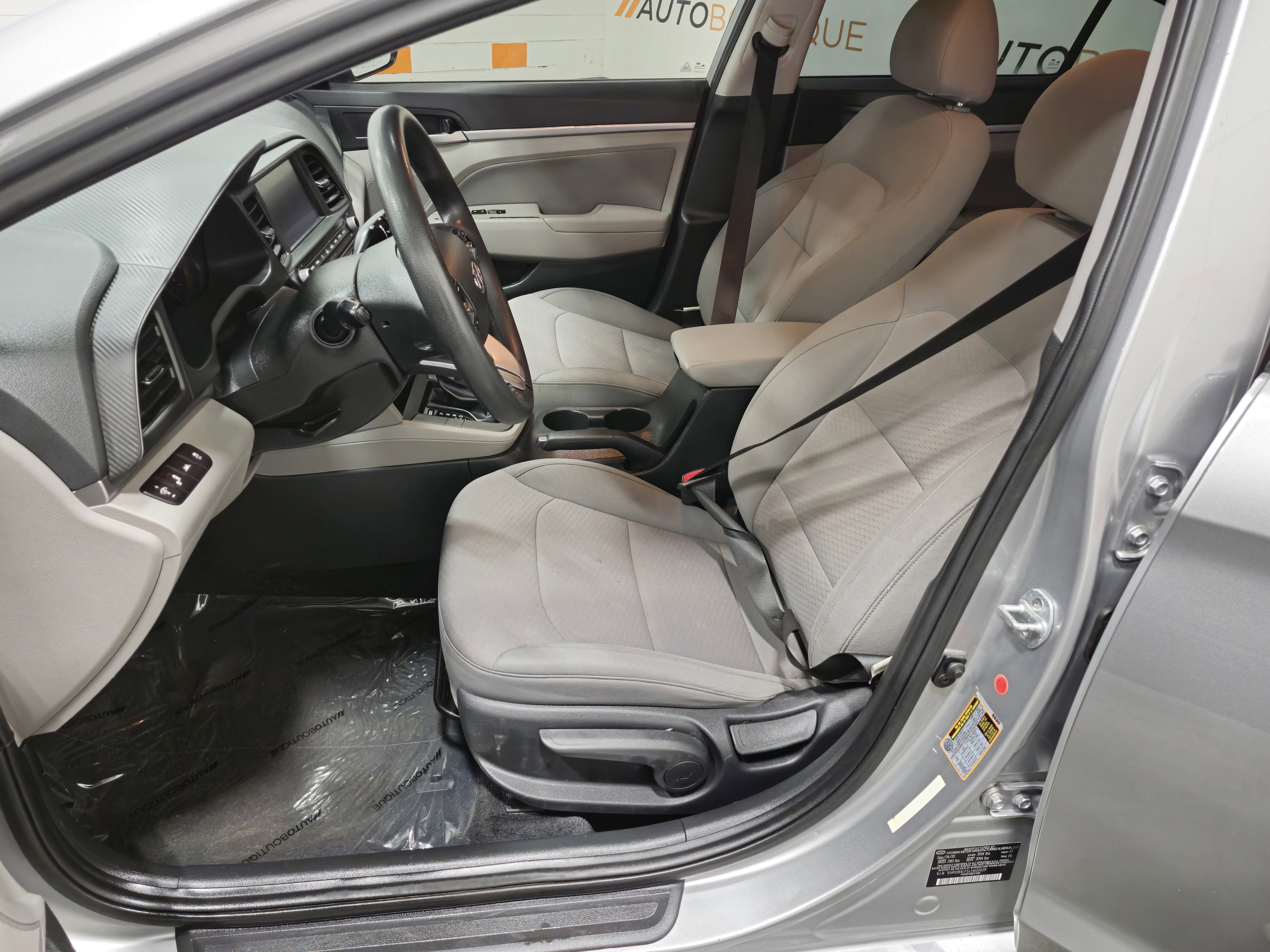 Used 2020 Hyundai Elantra SEL image 20