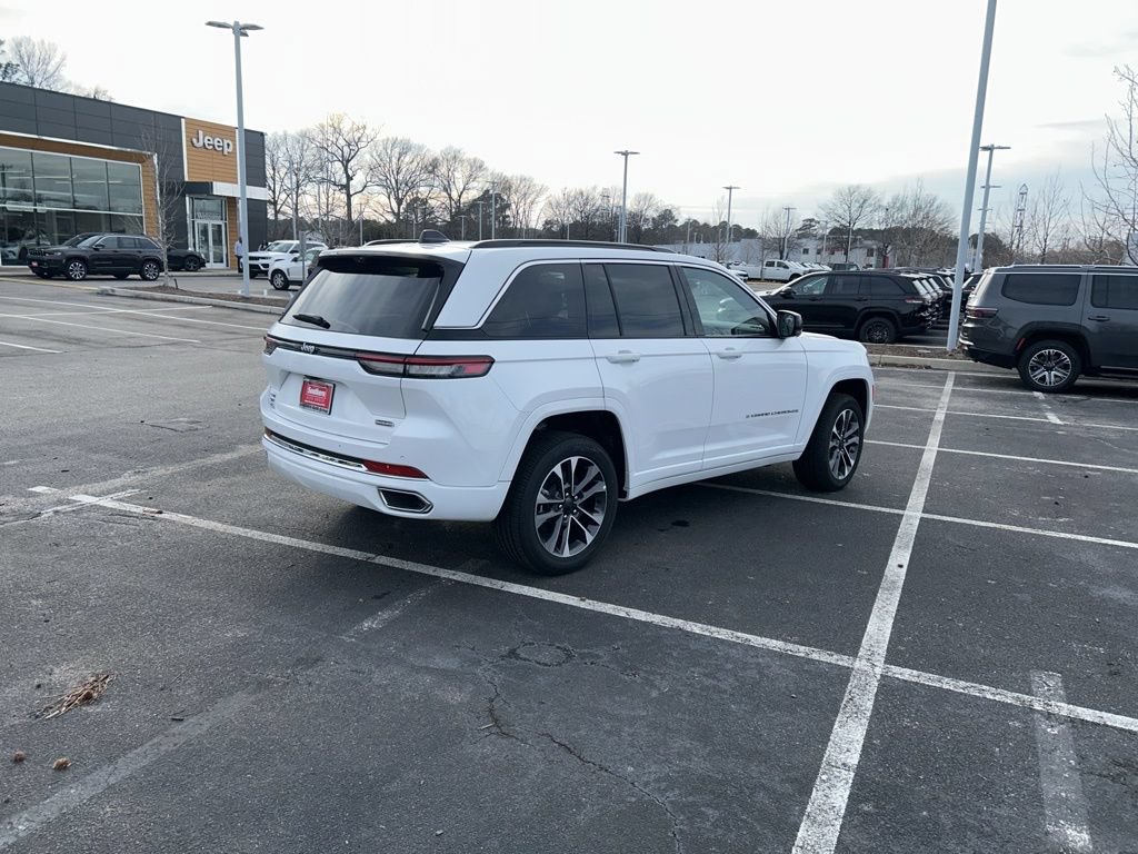 New 2024 Jeep Grand Cherokee Overland w/ Advanced Protech Group III AWD/4WD image 4
