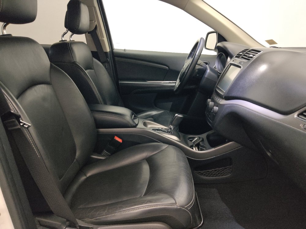 Used 2018 Dodge Journey Crossroad w/ Nav & Sun Group FWD image 21