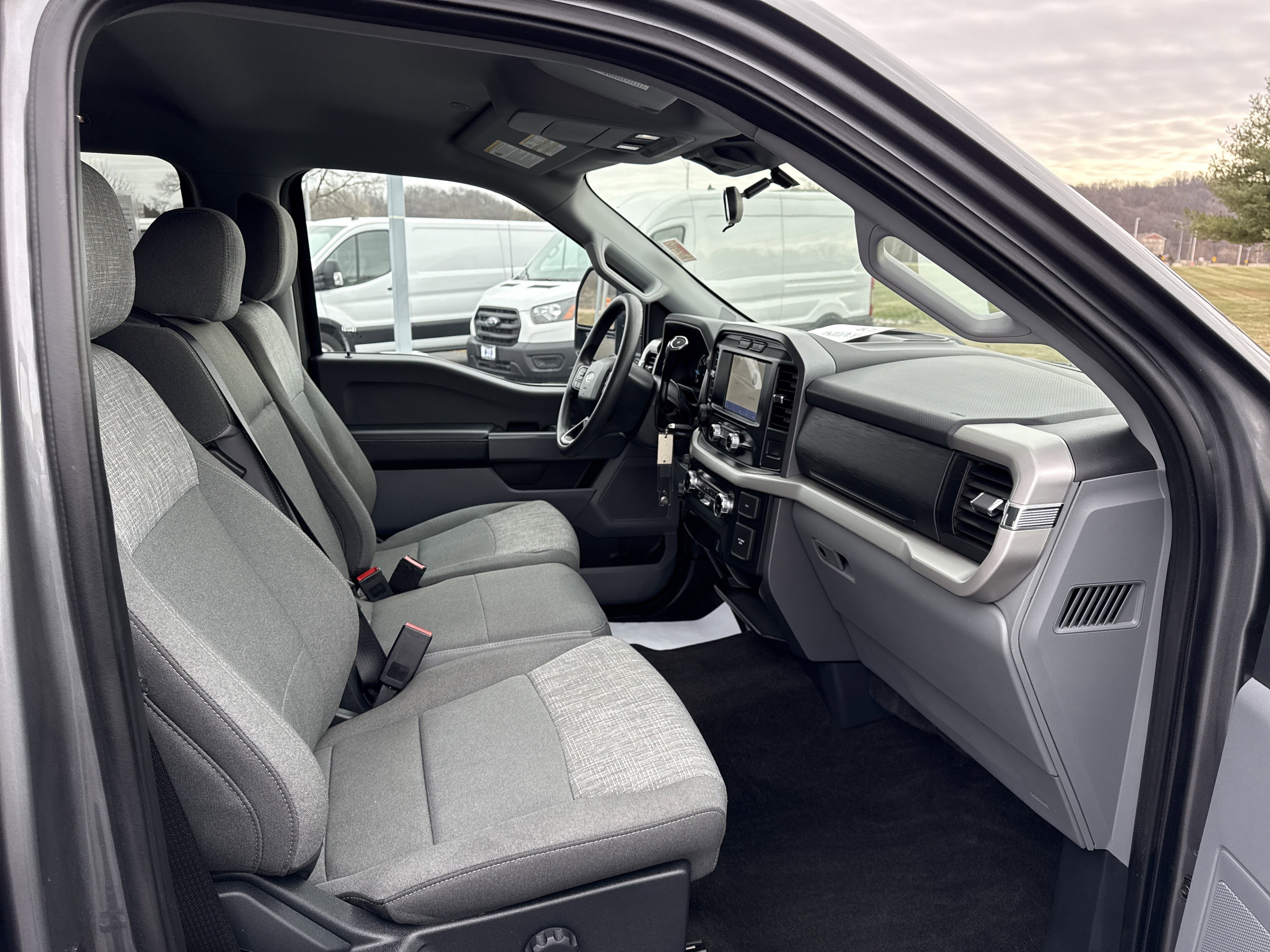 Used 2022 Ford F150 XLT w/ Trailer Tow Package image 27