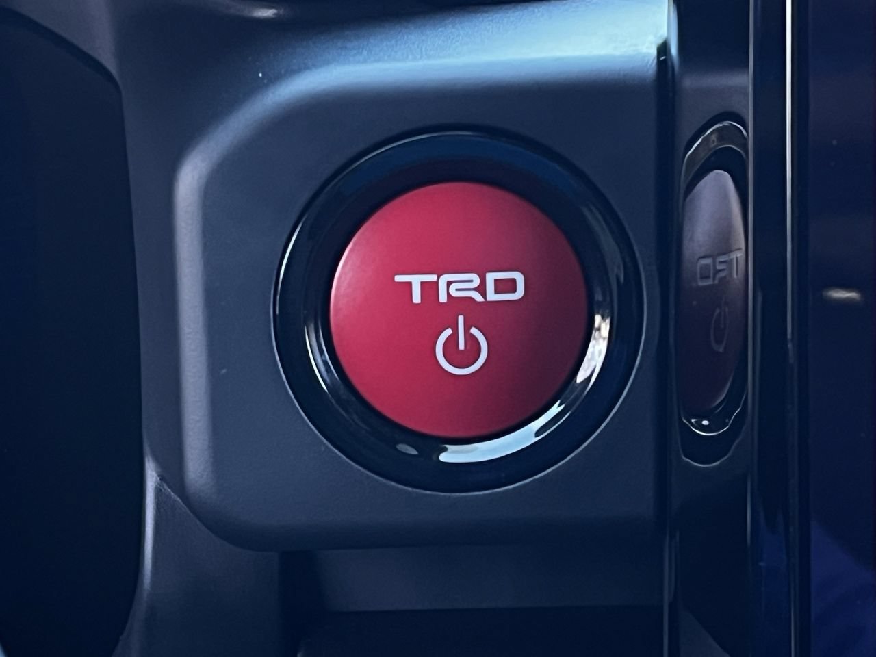 New 2026 Toyota Tacoma TRD Off-Road w/ TRD Off Road Upgrade Package AWD/4WD image 19