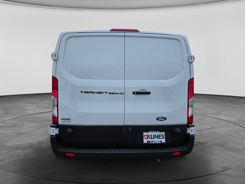 New 2026 Ford Transit 250 148 Medium Roof w/ Load Area Protection Package RWD image 7