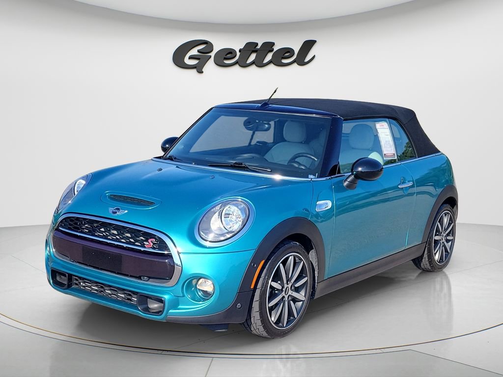 Used 2018 MINI Cooper S image 1
