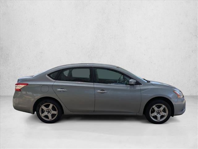 Used 2014 Nissan Sentra SV w/ SV Driver Package FWD image 4