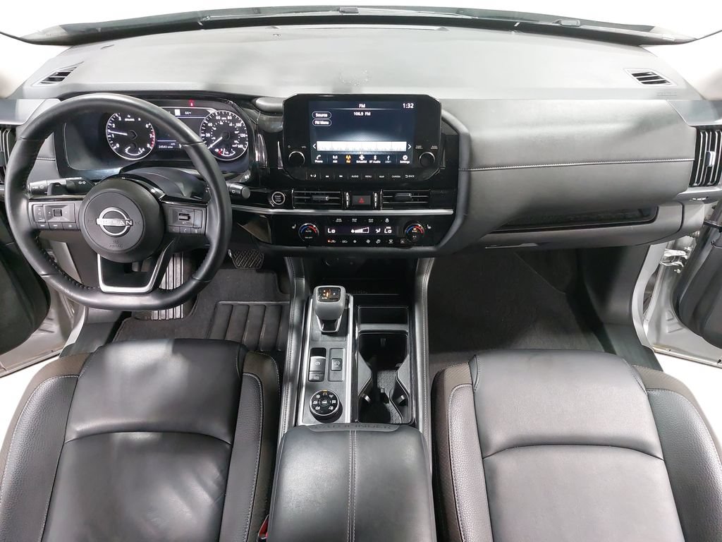 Certified 2024 Nissan Pathfinder SL AWD/4WD image 9