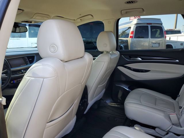 Used 2022 Buick Enclave Essence image 8