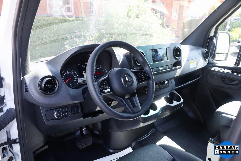 Used 2023 Mercedes-Benz Sprinter 2500 w/ Parking Package image 17