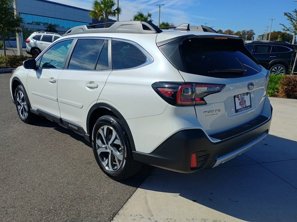 Certified 2022 Subaru Outback Limited image 7