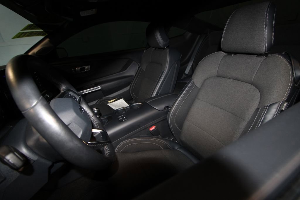 Used 2024 Ford Mustang GT RWD image 4