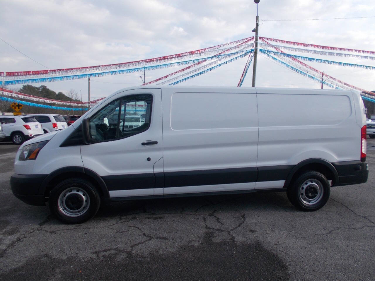 Used 2017 Ford Transit 350 148 Low Roof image 19
