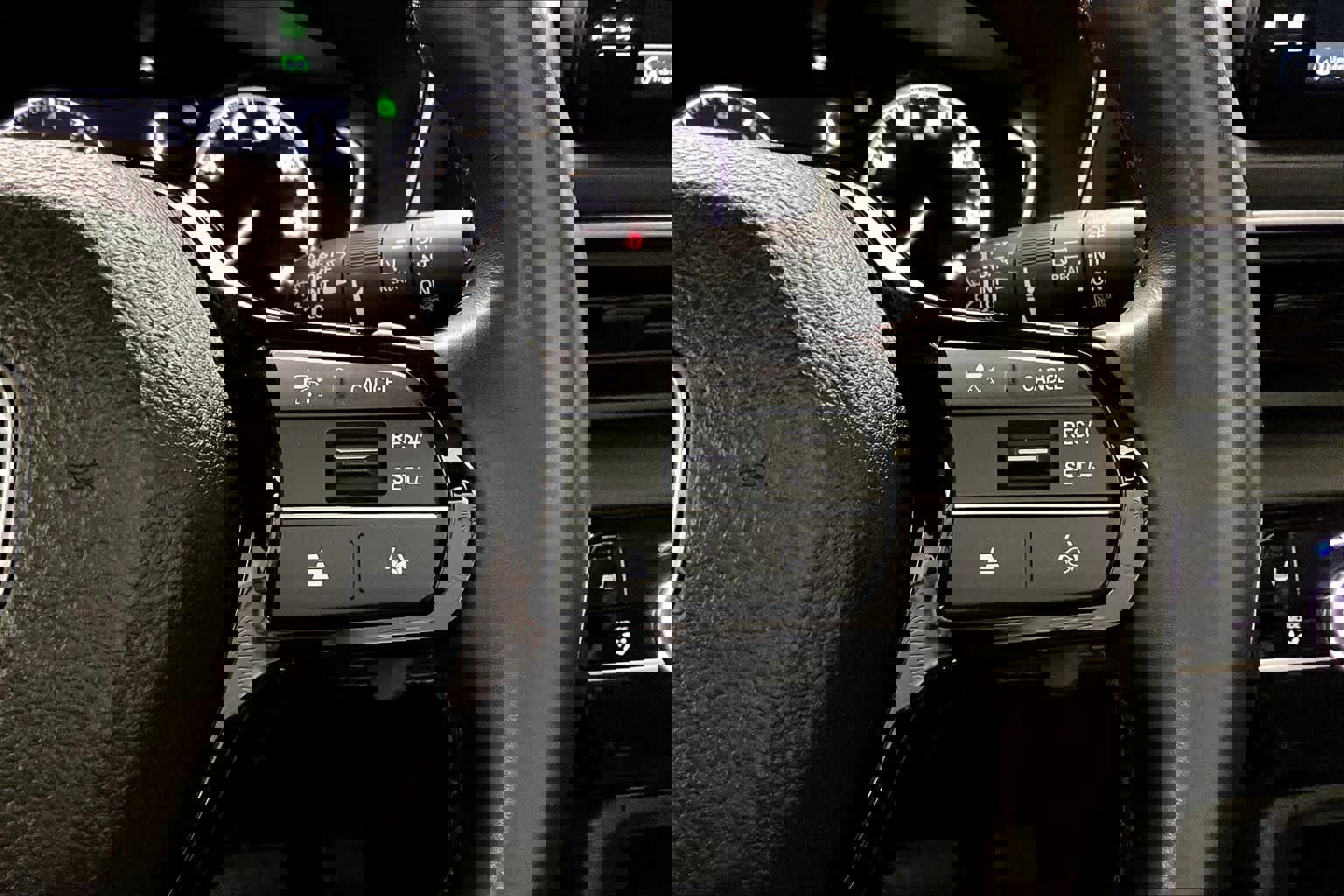 Used 2024 Honda Pilot Touring image 26