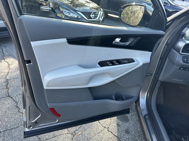 Used 2019 Kia Sorento SX w/ SX Touring Package image 9