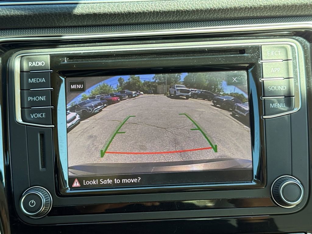 Used 2019 Volkswagen Passat 2.0T Wolfsburg FWD image 15