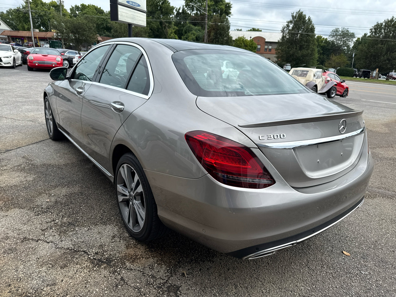 Used 2020 Mercedes-Benz C 300 4MATIC Sedan w/ Premium Package image 9