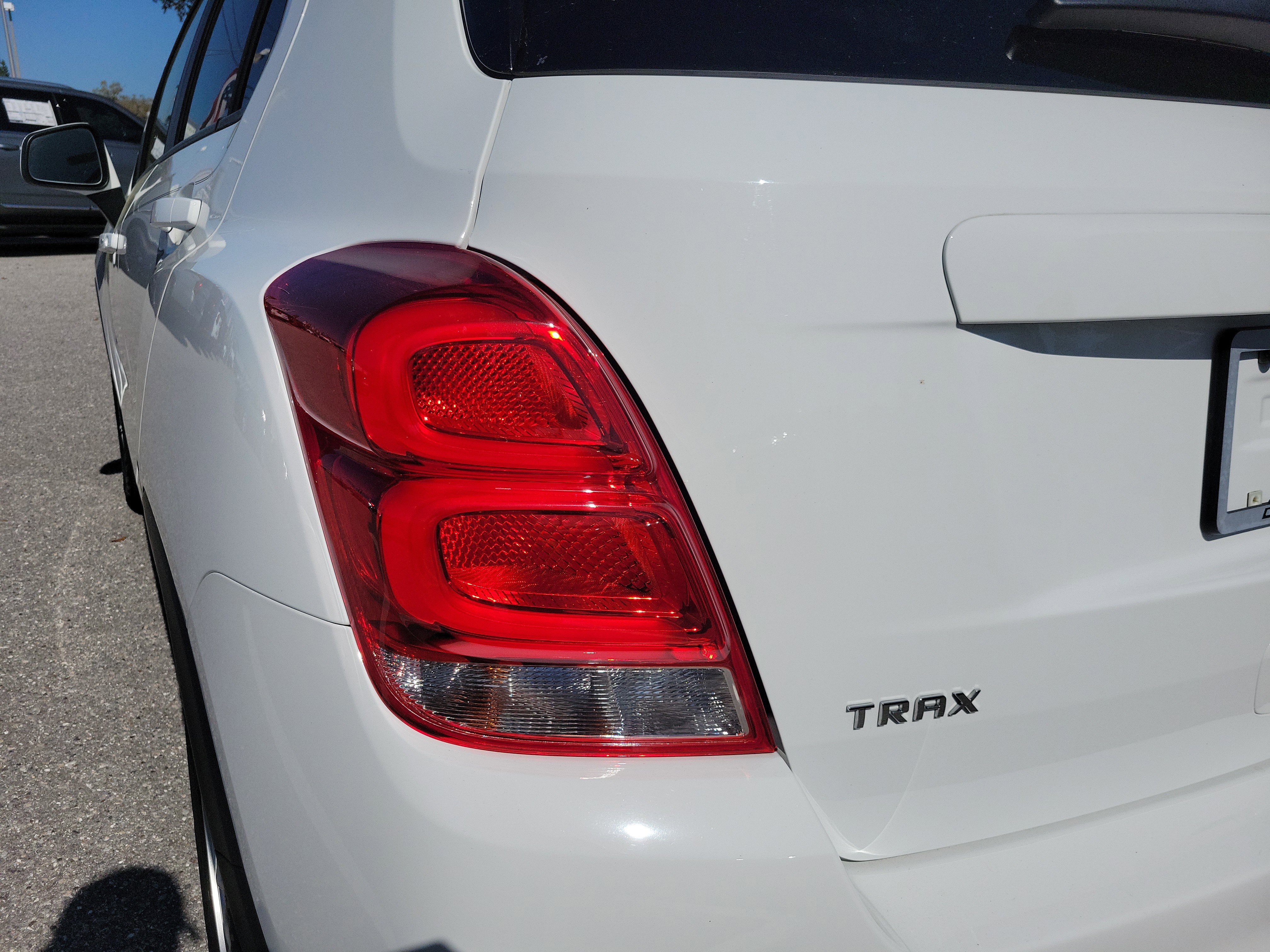 Certified 2022 Chevrolet Trax LT w/ LT Convenience Package image 10