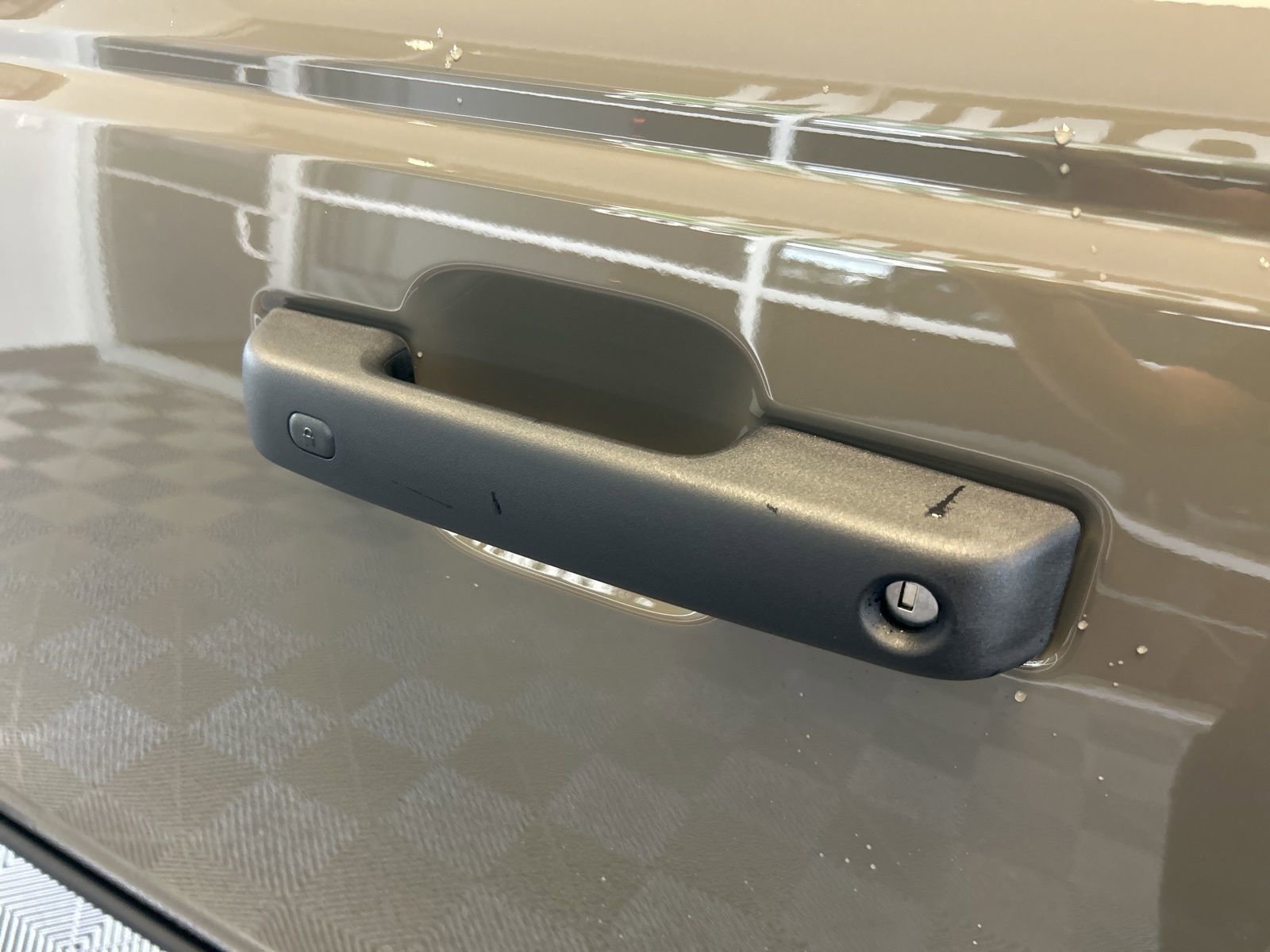 New 2025 Ford Bronco Badlands image 9