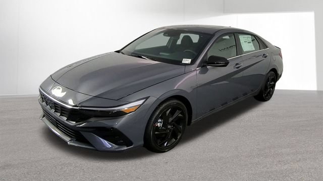New 2026 Hyundai Elantra SEL Sport Premium FWD image 4