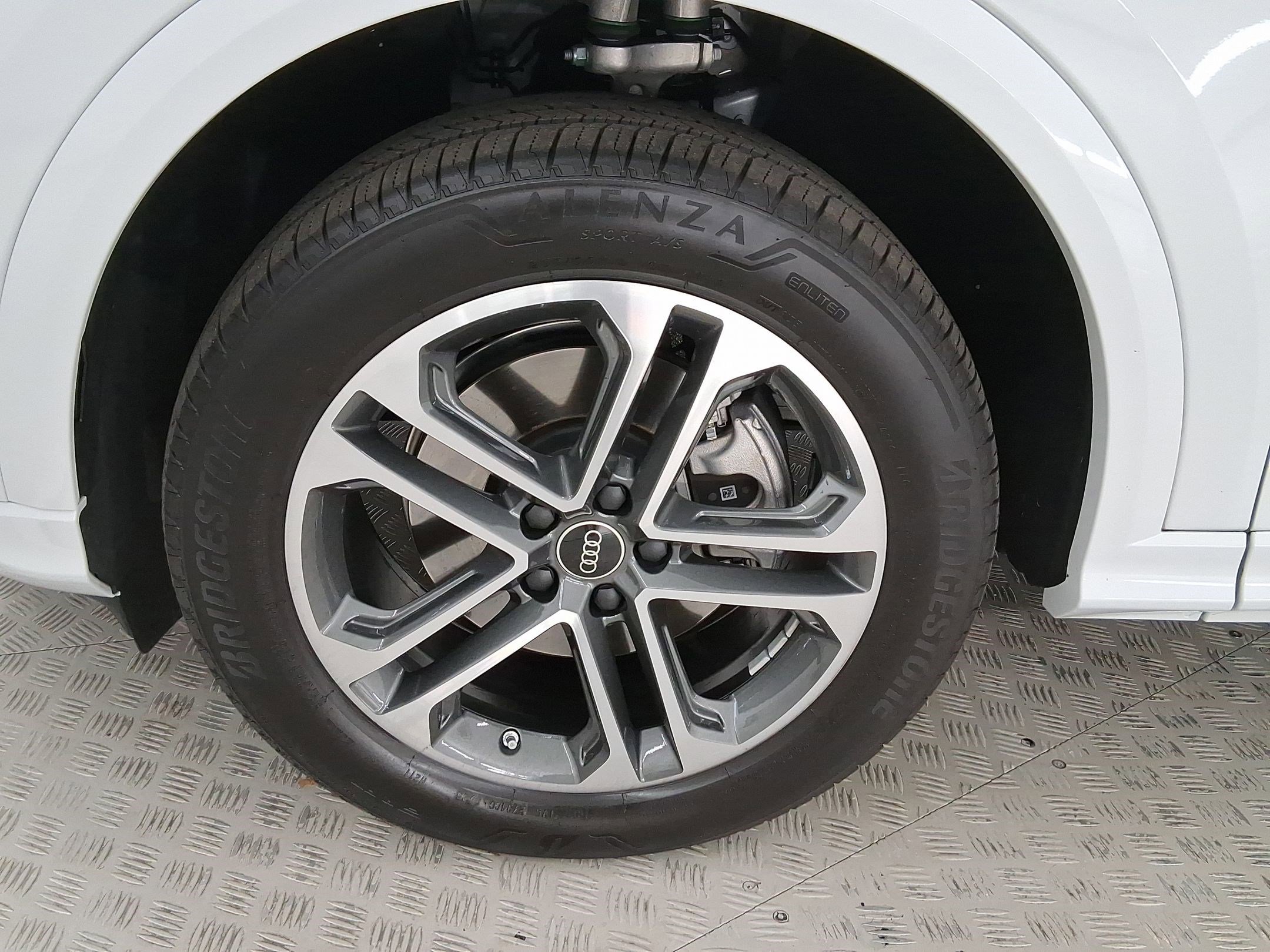 Certified 2025 Audi Q5 Premium w/ Convenience Package image 11