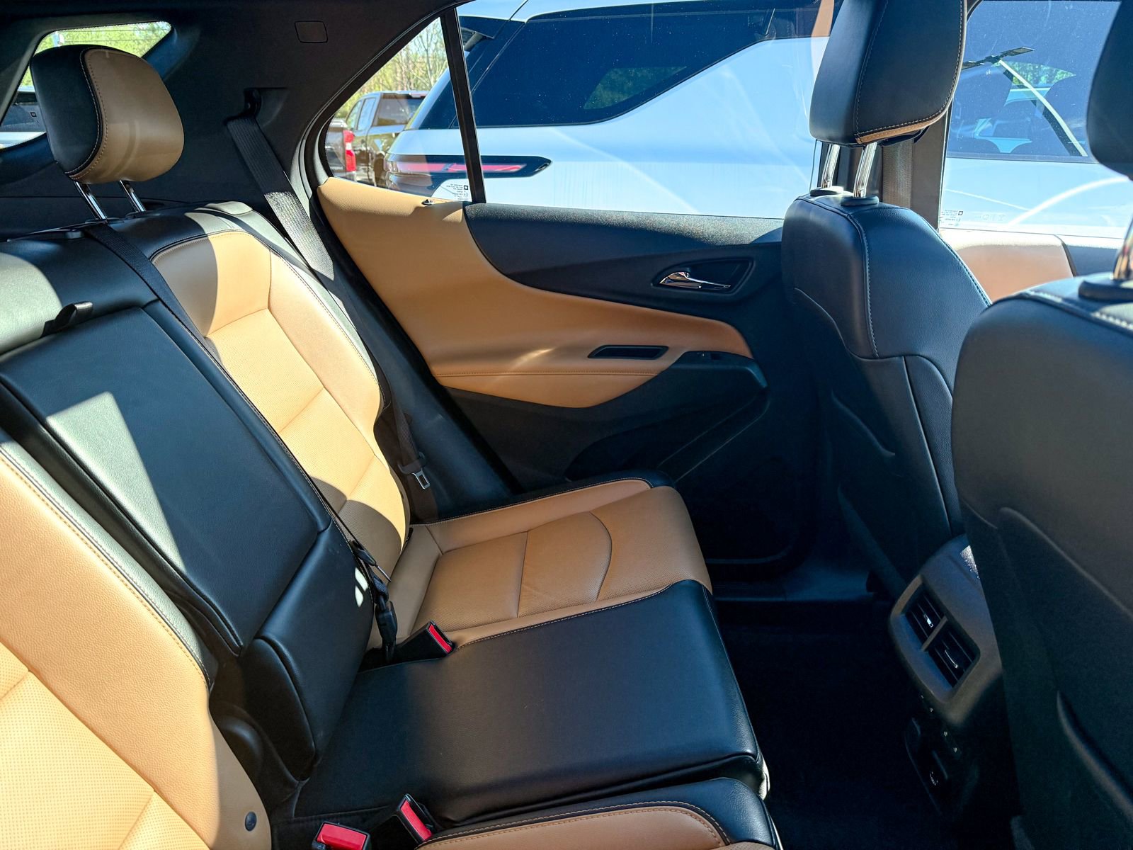 Certified 2018 Chevrolet Equinox Premier AWD/4WD image 7