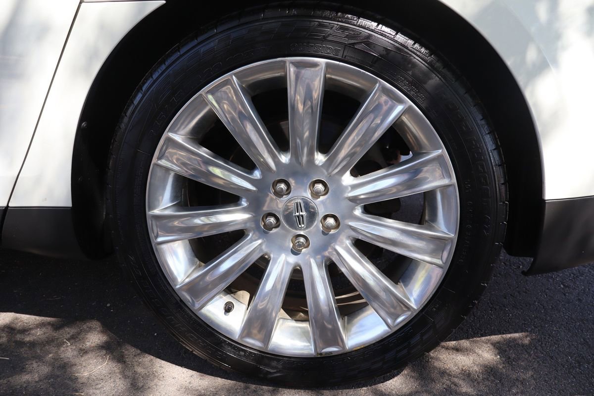 Used 2012 Lincoln MKS AWD image 42