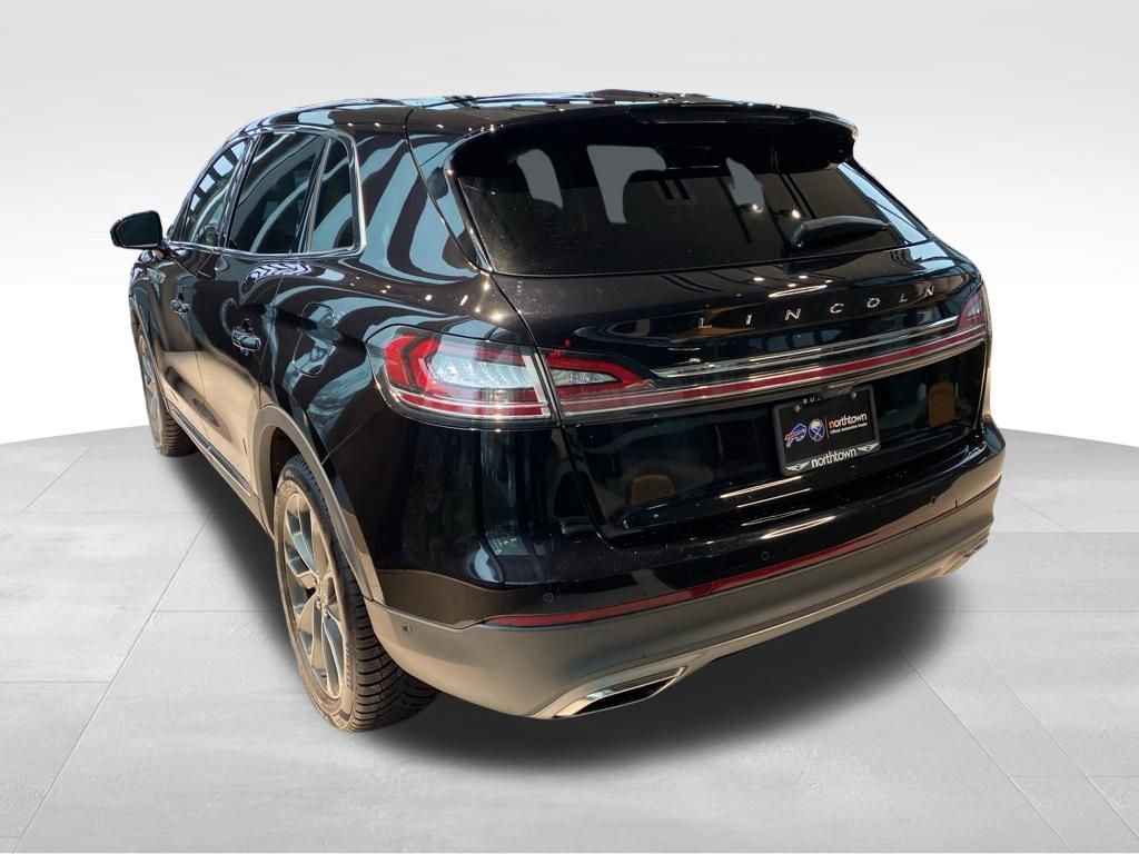 Used 2022 Lincoln Nautilus Reserve w/ Equipment Group 201A image 15