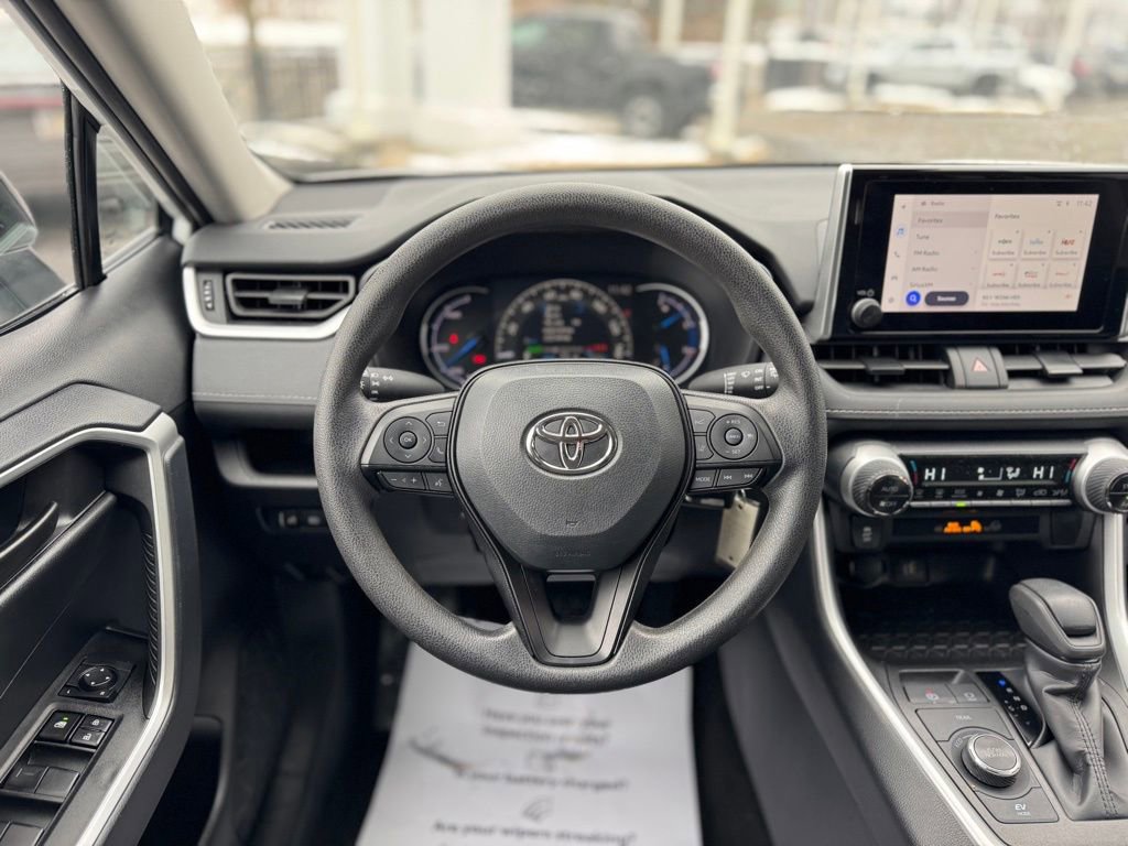 Certified 2025 Toyota RAV4 LE image 37