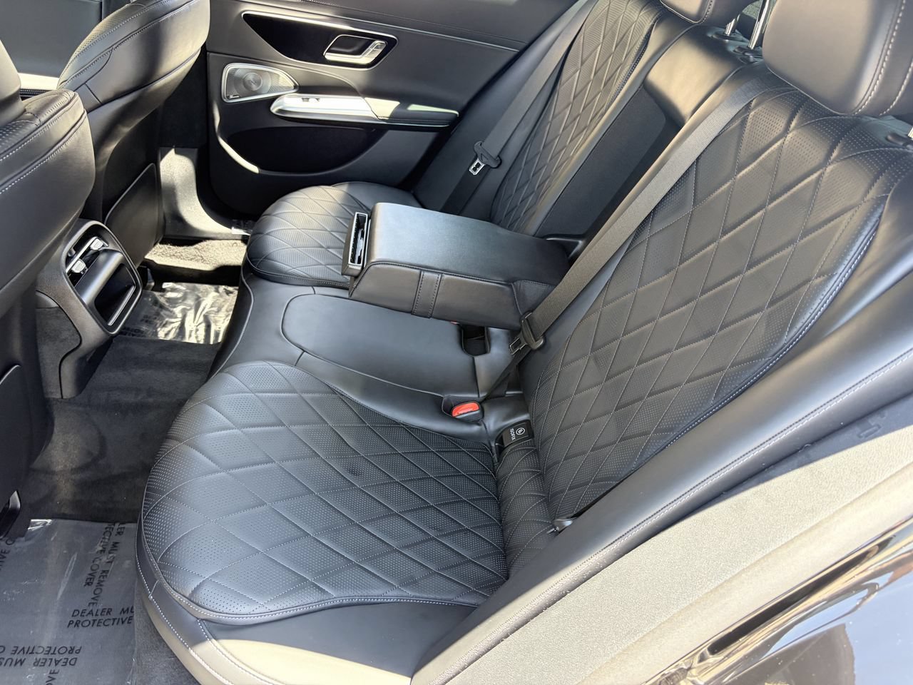 Used 2026 Mercedes-Benz E 350 4MATIC Sedan image 17
