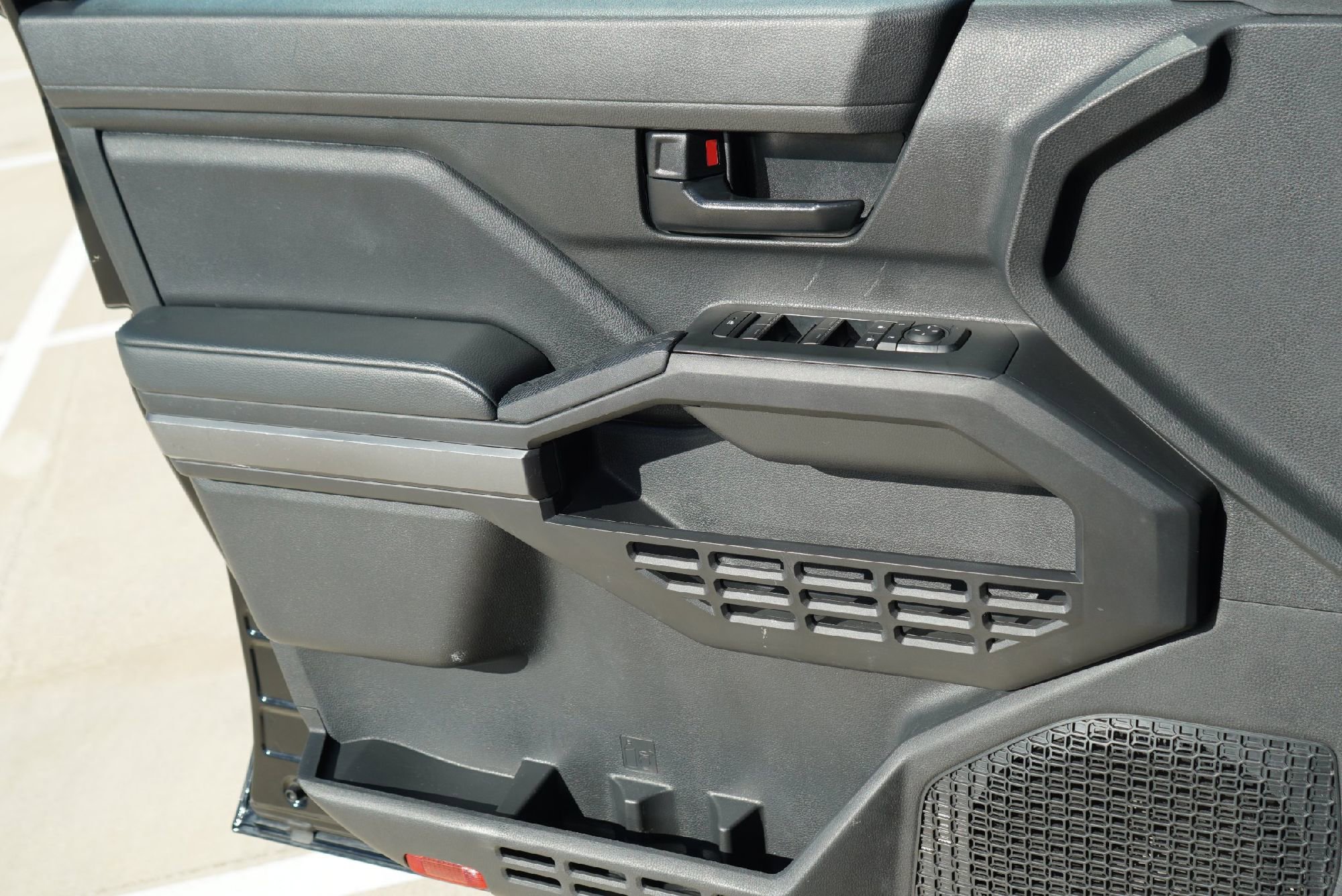 Used 2024 Toyota Tacoma SR5 image 19