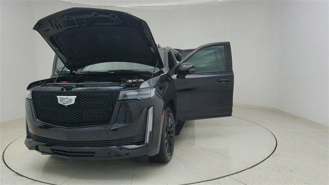 Used 2023 Cadillac Escalade ESV Sport Platinum w/ LPO, ONYX Package image 82
