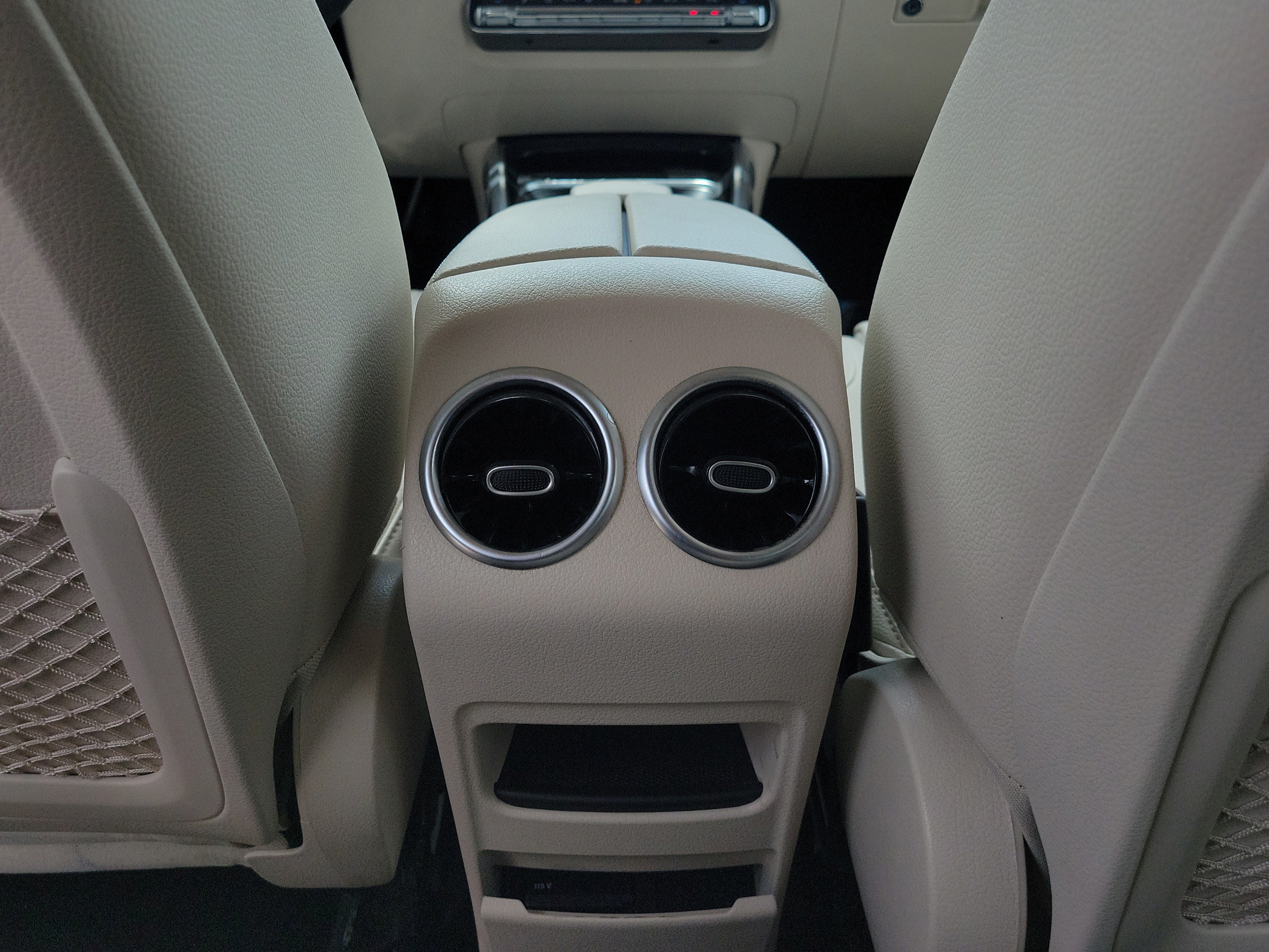 Used 2021 Mercedes-Benz GLB 250 image 11