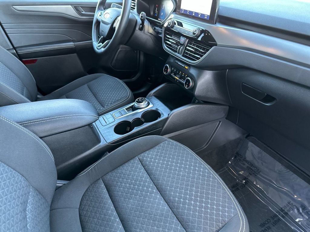 Certified 2024 Ford Escape Active FWD image 15