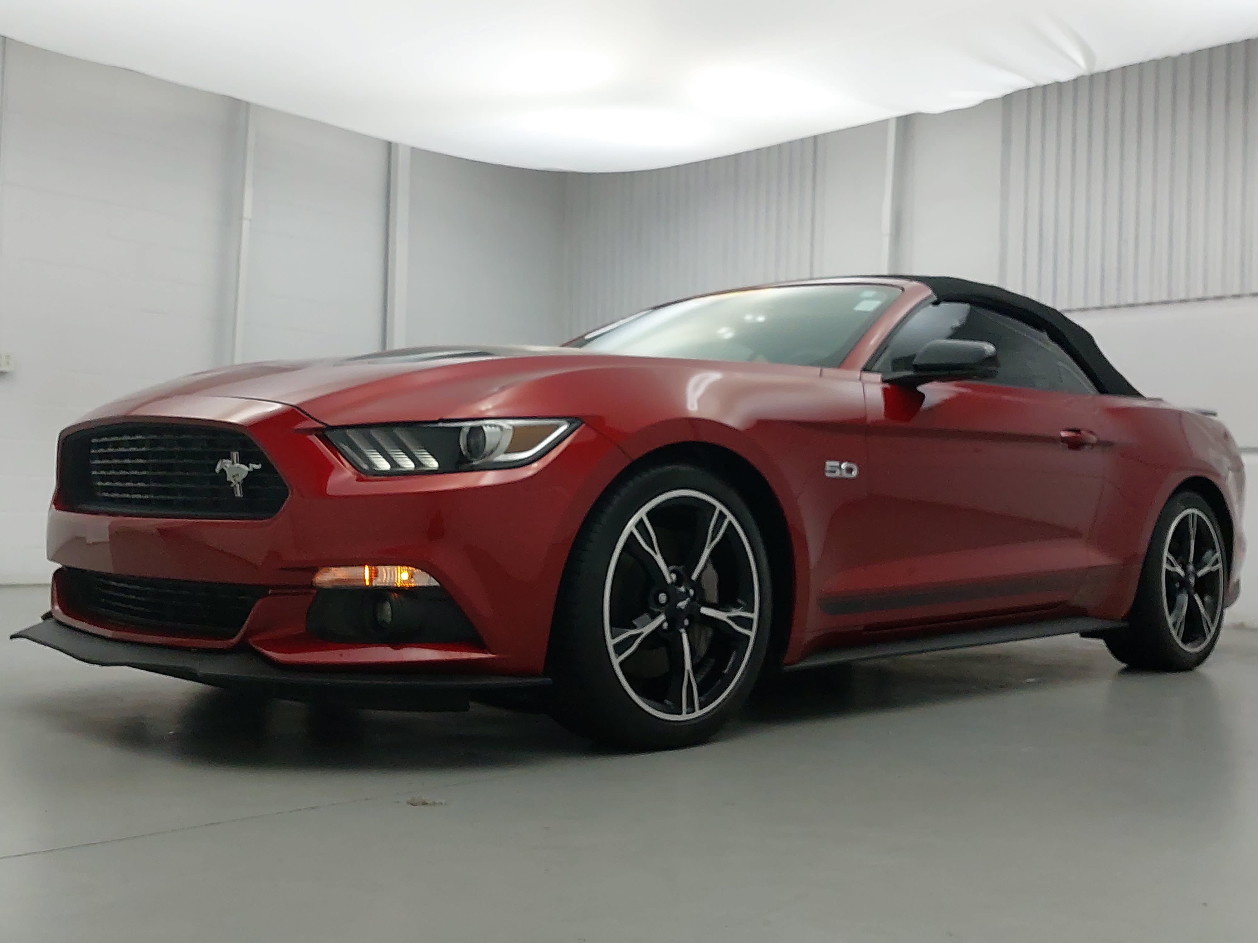 Used 2016 Ford Mustang GT Premium w/ Equipment Group 401A RWD image 1