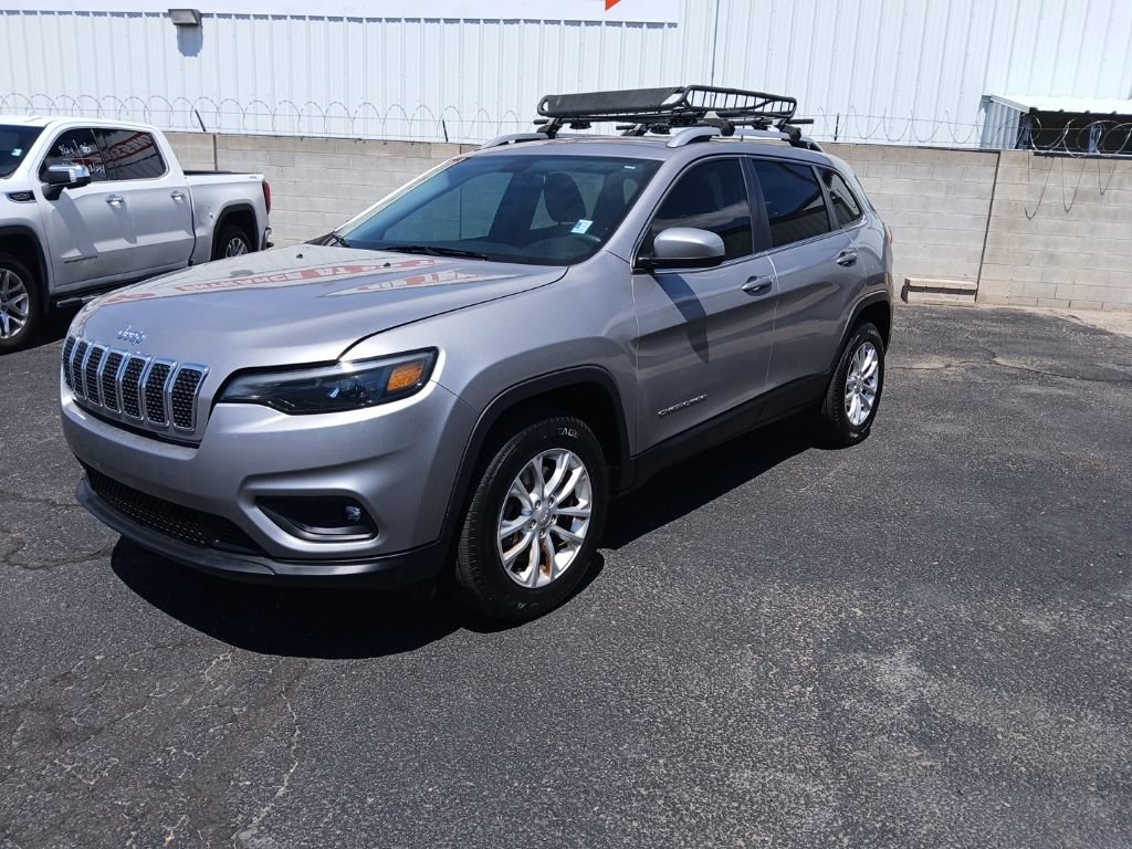 Used 2019 Jeep Cherokee Latitude w/ Popular Appearance Group AWD/4WD image 1