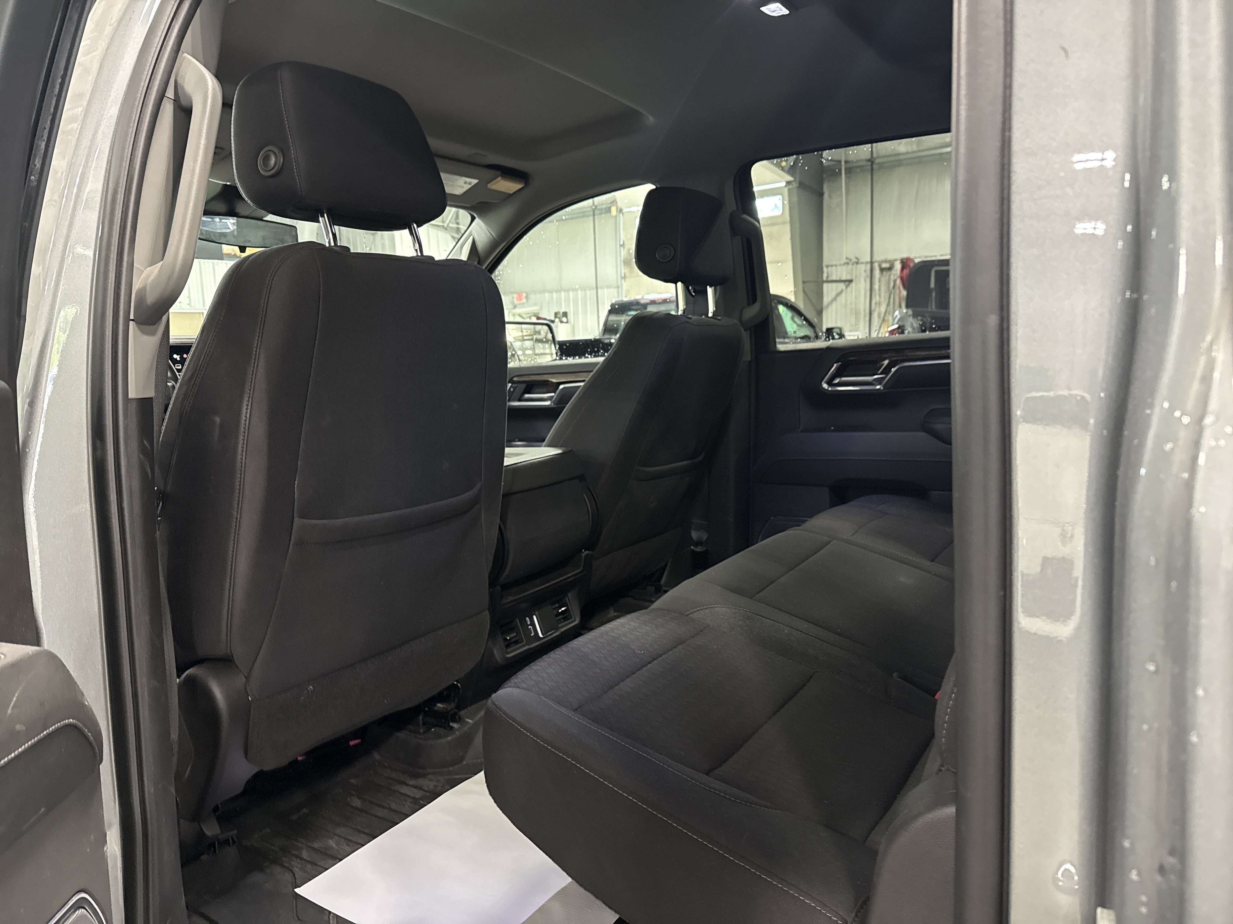 Used 2024 GMC Sierra 1500 Elevation w/ X31 Off-Road Package AWD/4WD image 8