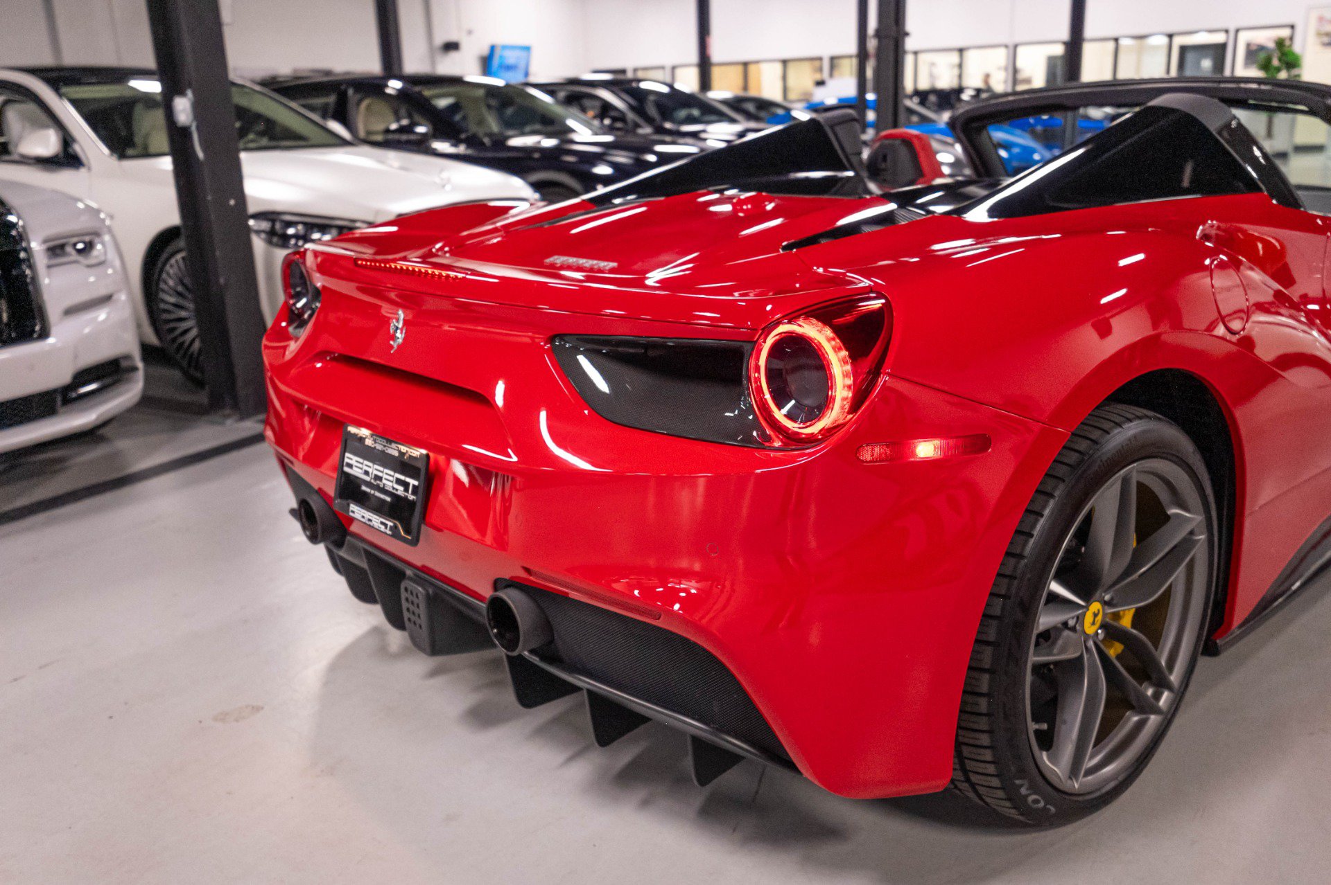 Used 2018 Ferrari 488 Spider RWD image 67