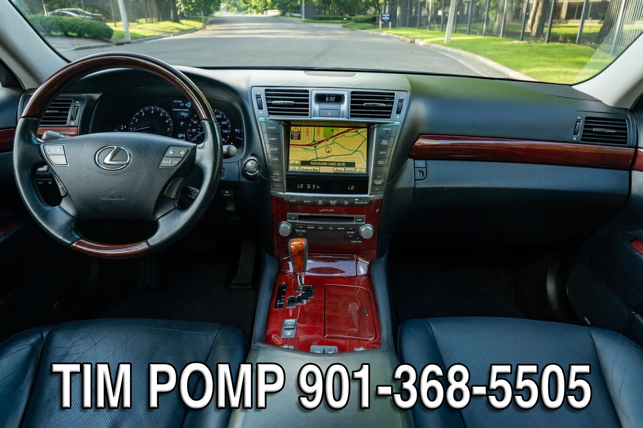 Used 2012 Lexus LS 460 w/ Comfort Pkg RWD image 17
