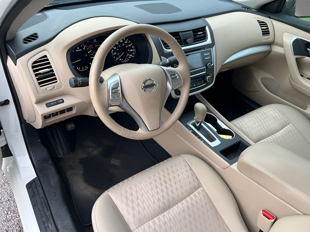 Used 2016 Nissan Altima 2.5 SV FWD image 16