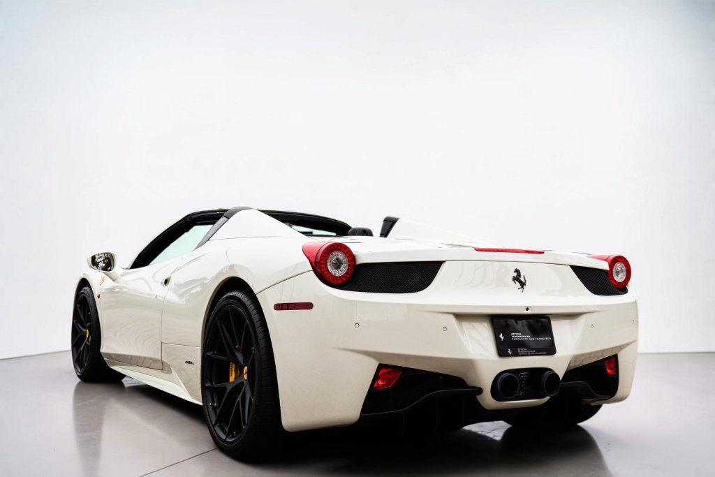Used 2014 Ferrari 458 Spider RWD image 25