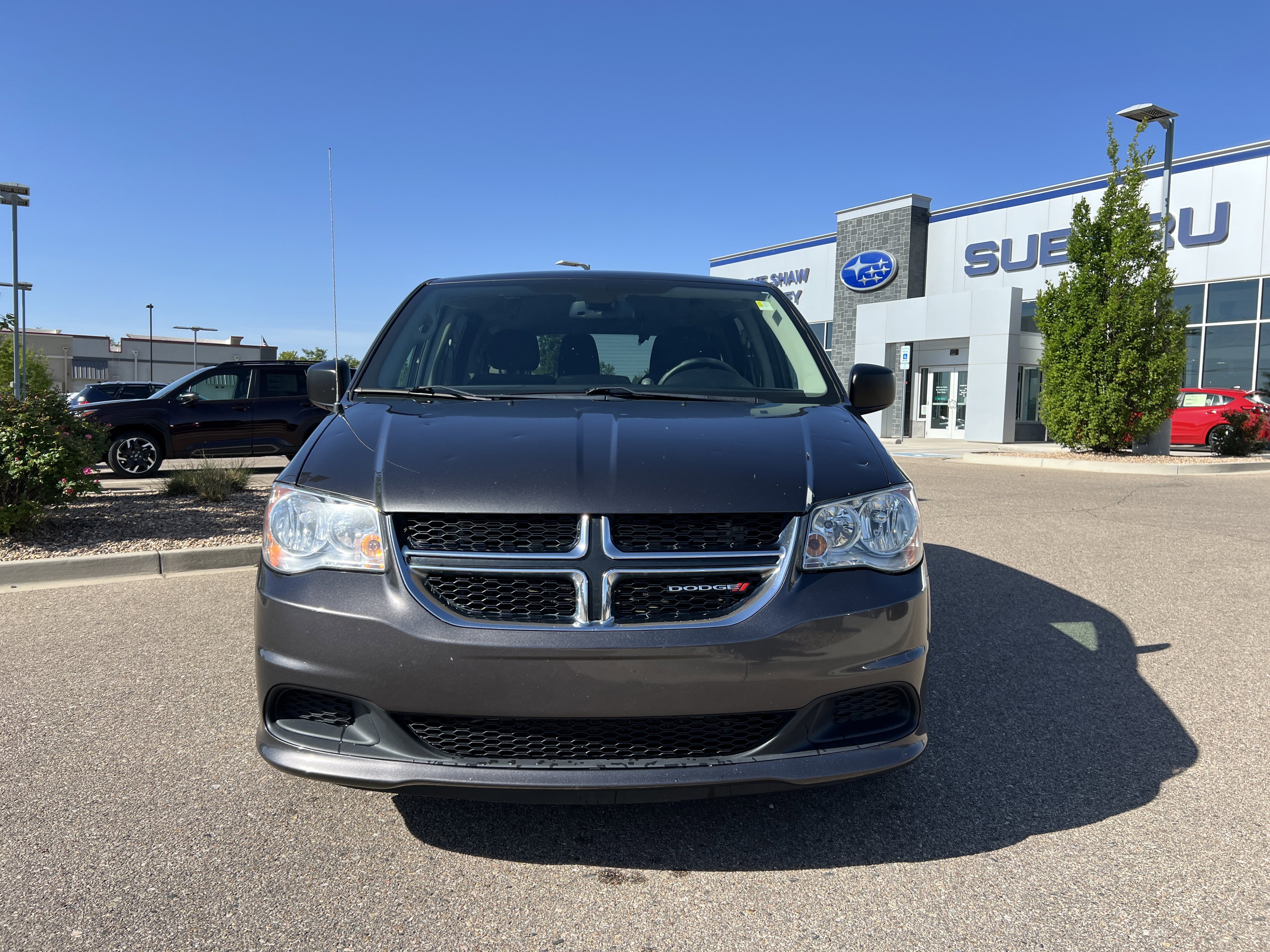 Used 2020 Dodge Grand Caravan SE w/ UConnect Hands-Free Group FWD image 15