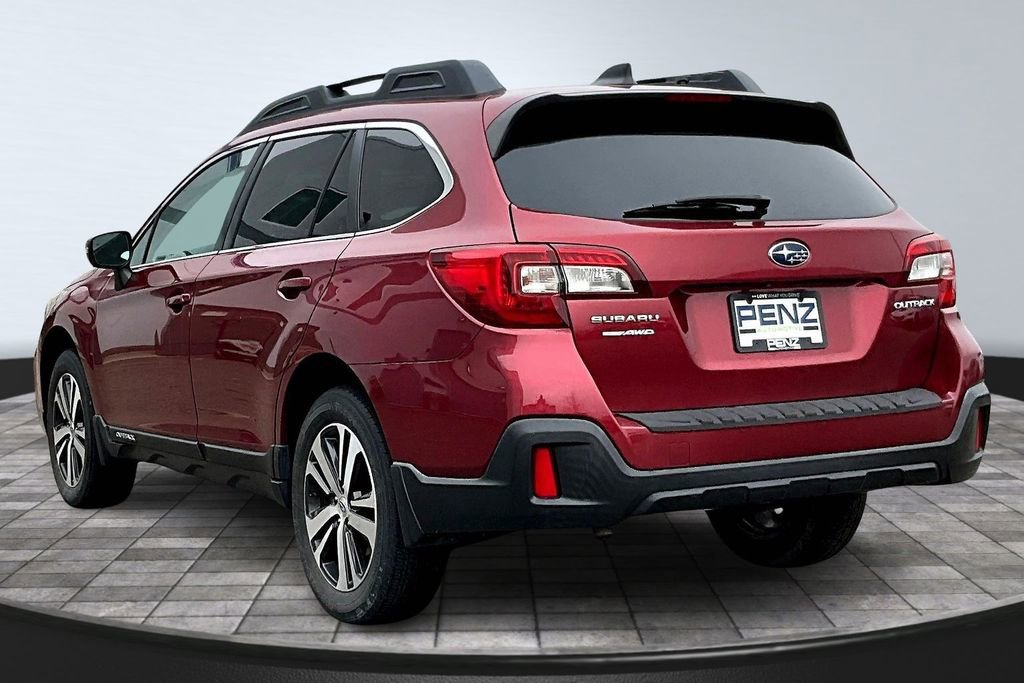 Used 2018 Subaru Outback 2.5i Limited w/ Popular Package #2 image 4
