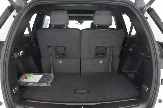 New 2025 Jeep Grand Cherokee L Altitude image 30