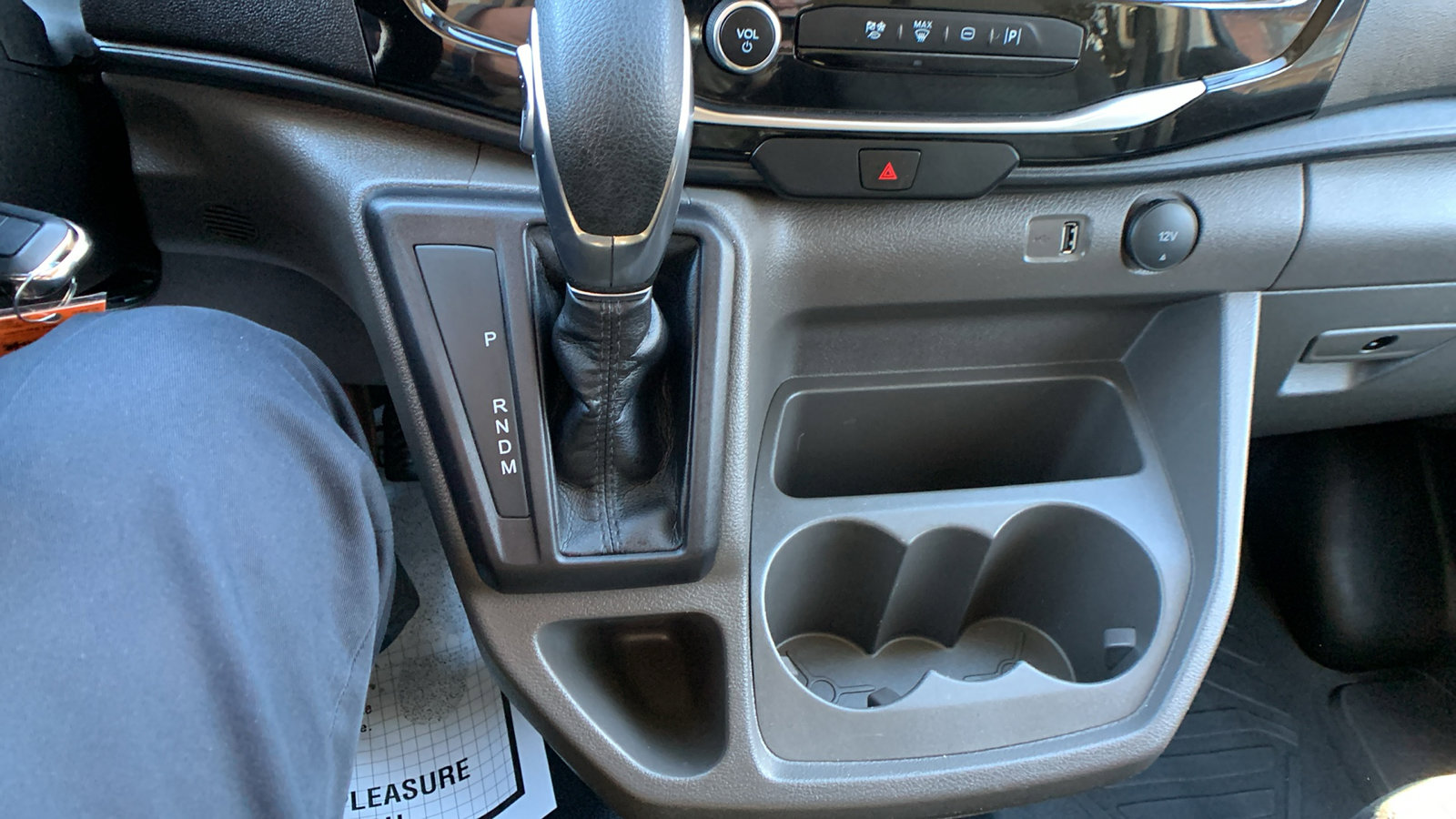 Used 2024 Ford Transit 350 XLT image 18