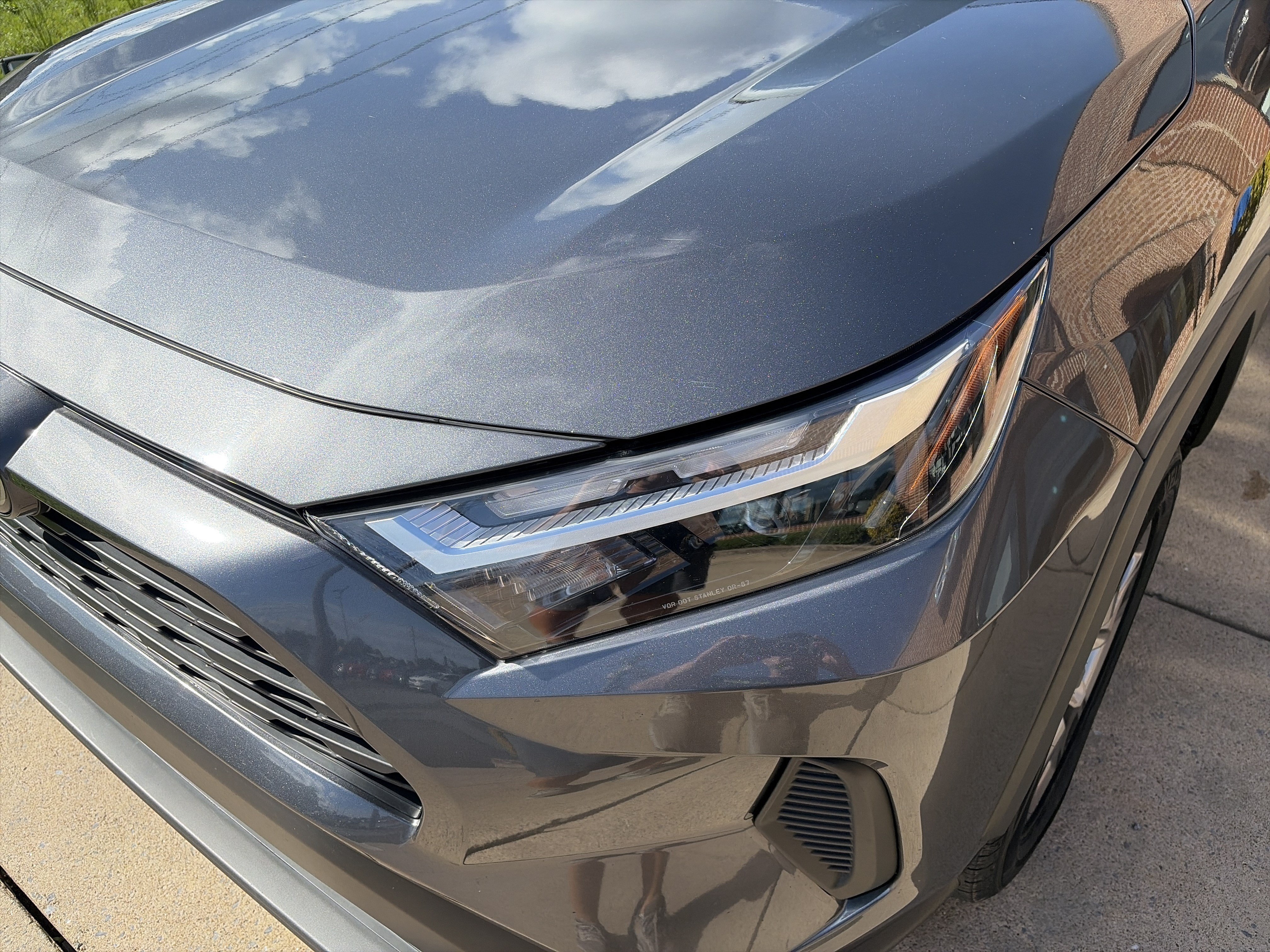 Used 2025 Toyota RAV4 XLE AWD/4WD image 10