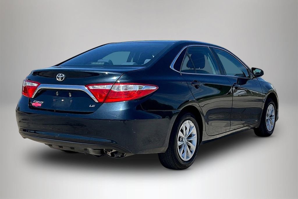 Used 2017 Toyota Camry LE FWD image 5