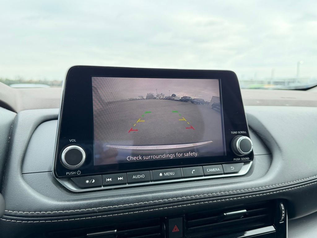 Used 2023 Nissan Rogue SV image 22