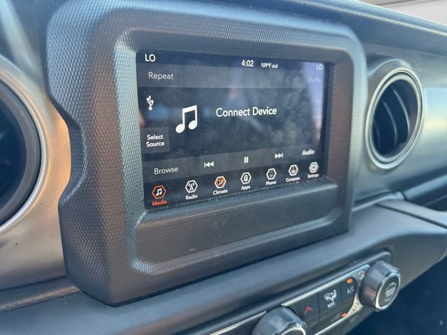 Used 2022 Jeep Wrangler Unlimited Sport AWD/4WD image 15