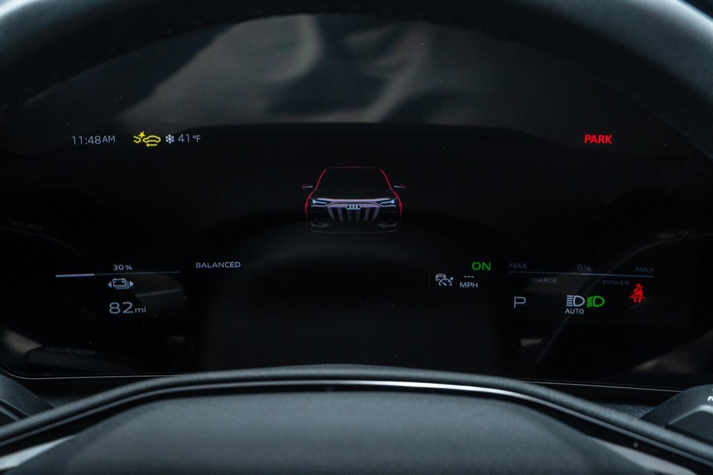 Used 2025 Audi Q6 e-tron Premium w/ Convenience Package image 15