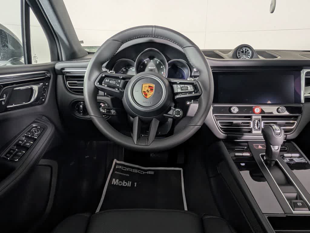 Used 2026 Porsche Macan Turbo AWD/4WD image 22