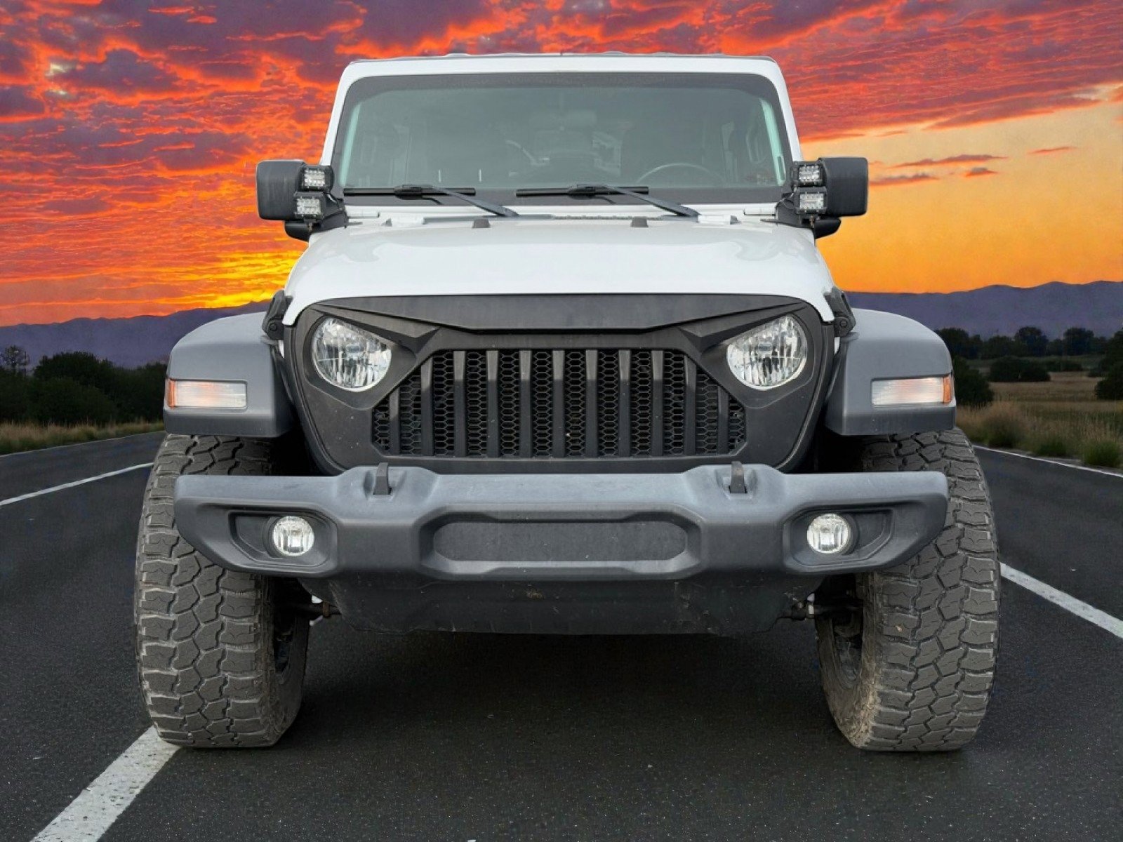 Used 2018 Jeep Wrangler Unlimited Sport S image 3