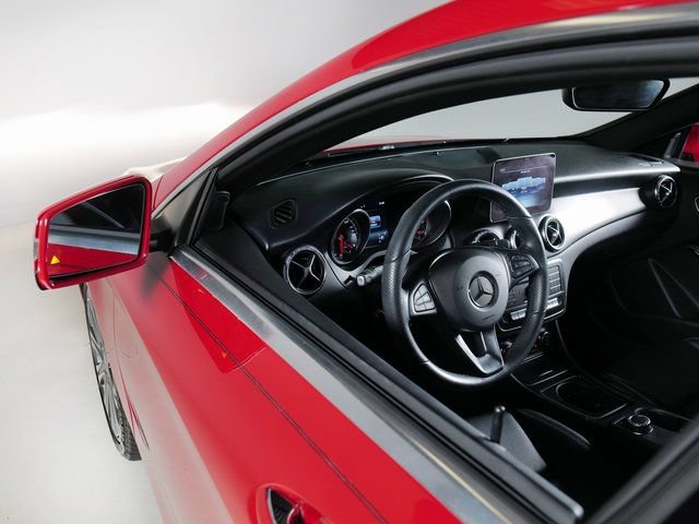 Used 2019 Mercedes-Benz CLA 250 4MATIC image 24